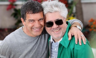 Antonio Banderas y Pedro Almodóvar han colaborado en varios filmes, aunque no tan frecuentemente.